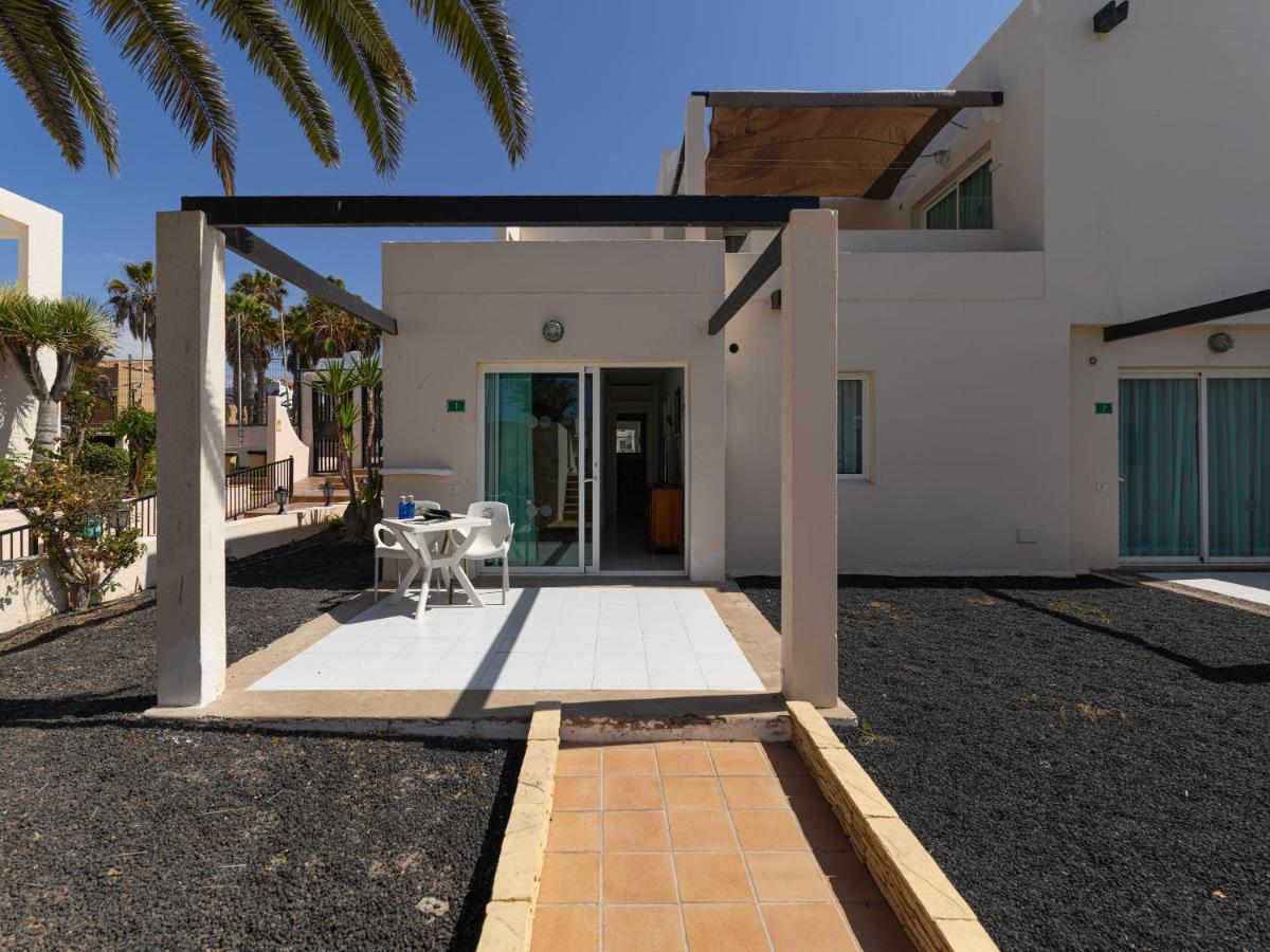 Apartamento 15 con terraza y piscina en Corralejo Exterior foto